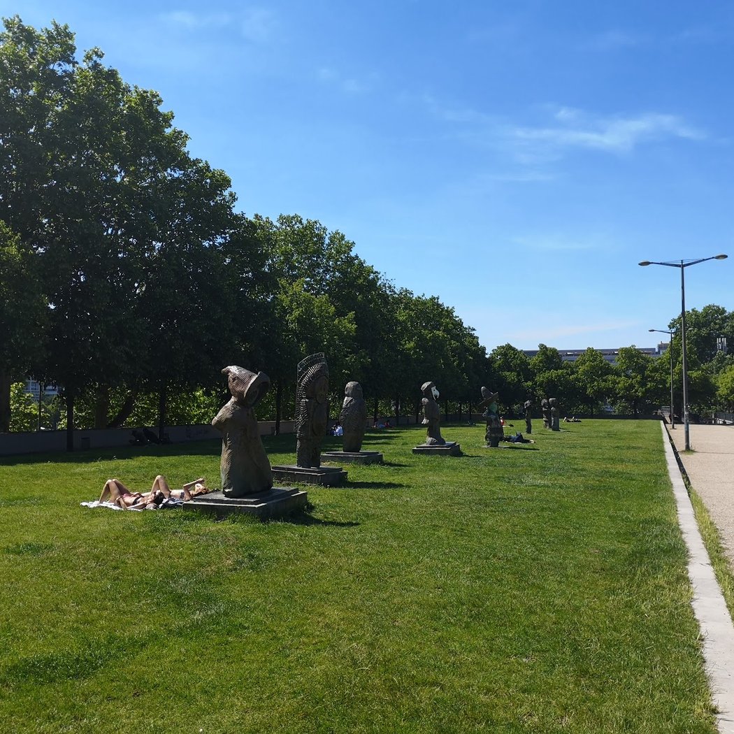 Breathe in the Calm of Bercy Park 3